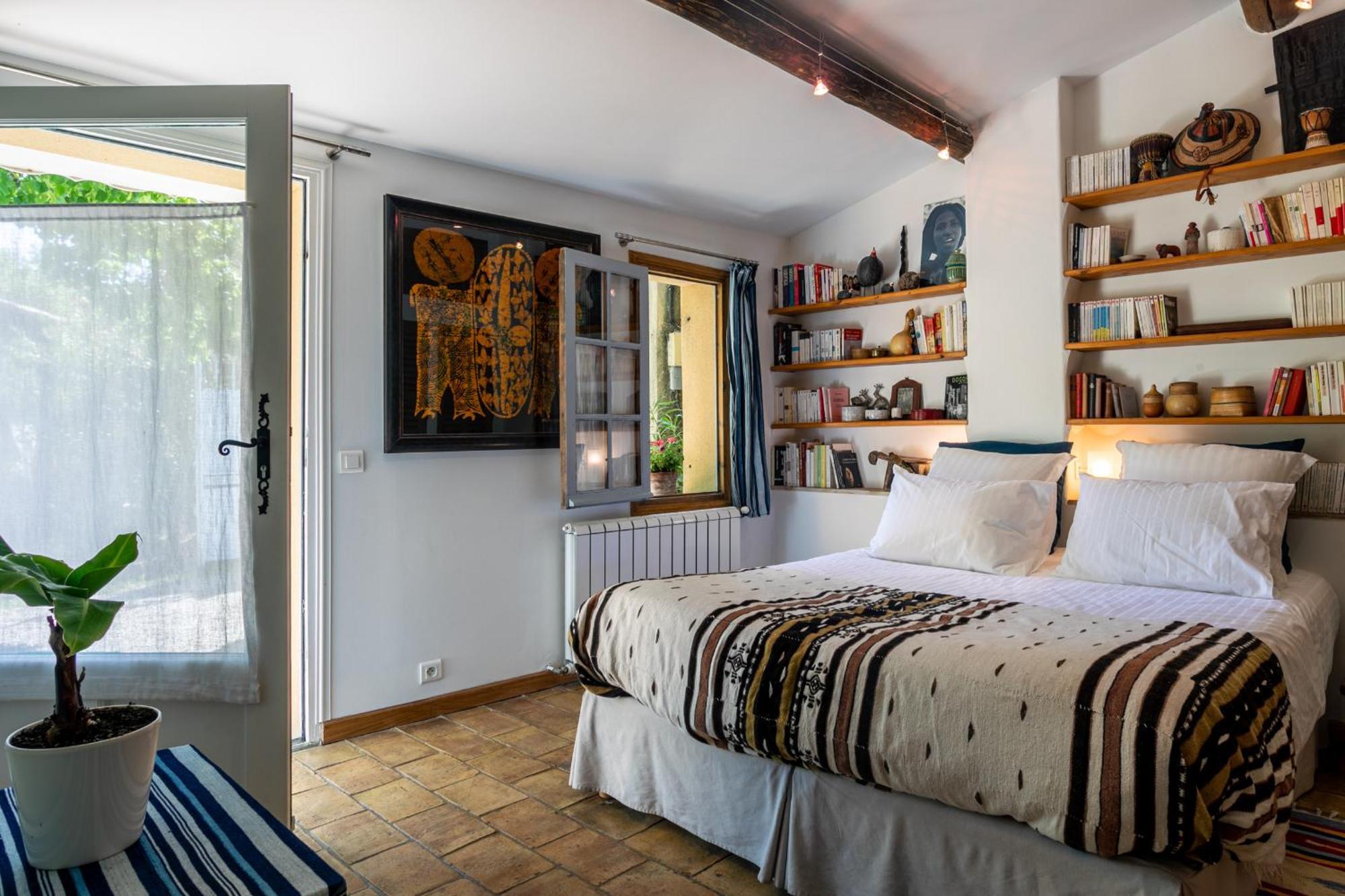 Chambres D'Hotes Domaine Des Machottes Grans Экстерьер фото