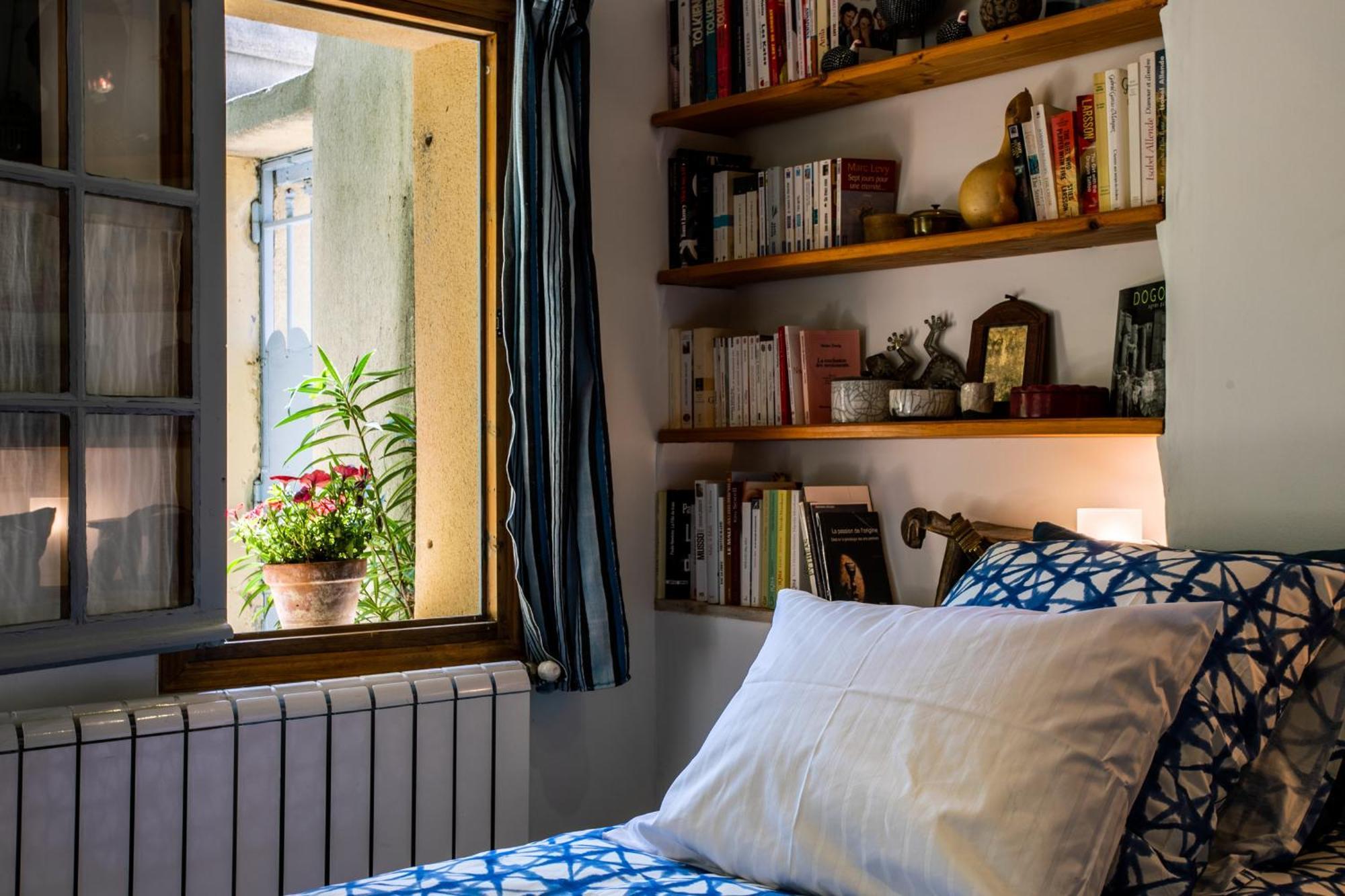 Chambres D'Hotes Domaine Des Machottes Grans Экстерьер фото