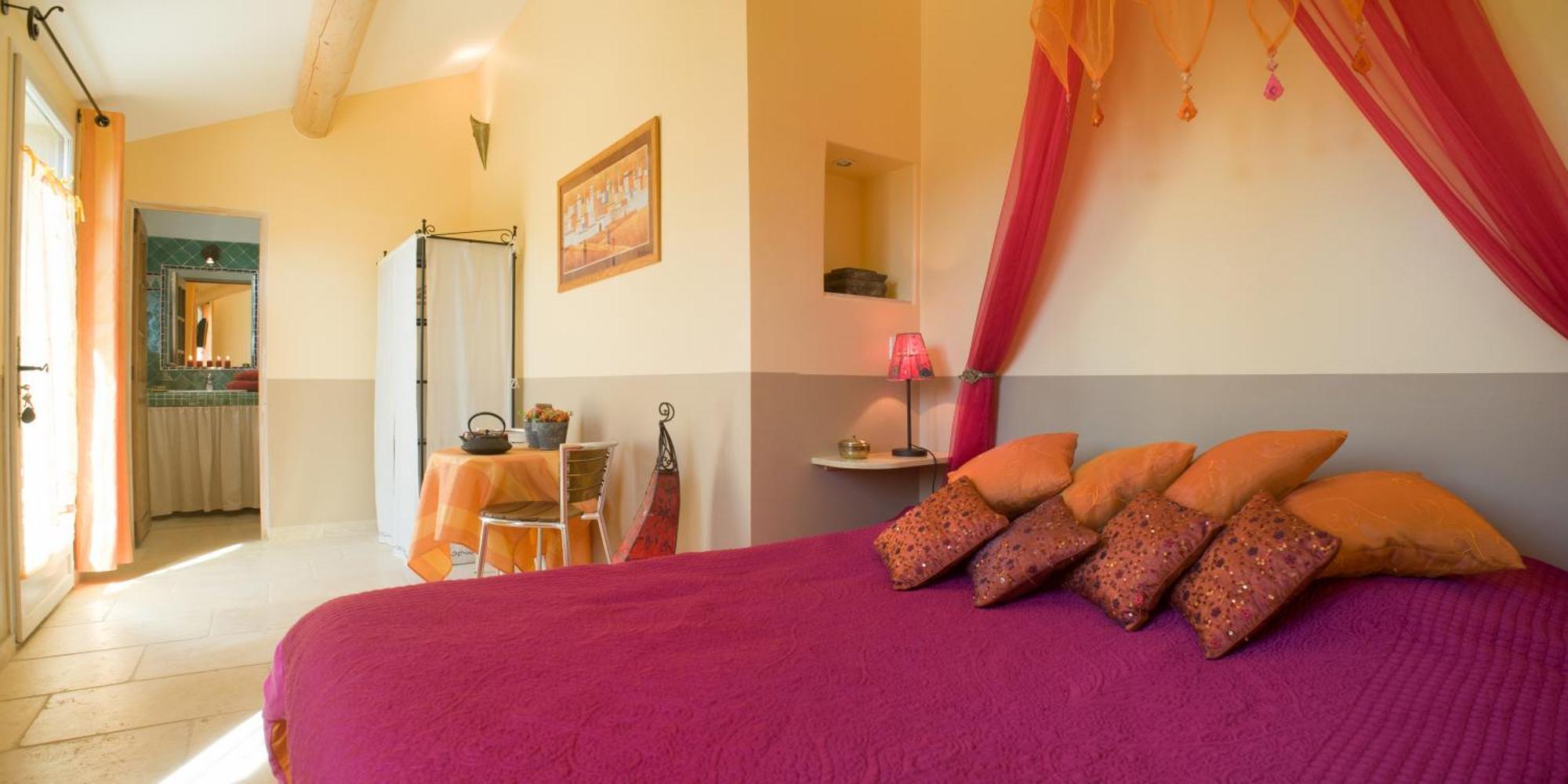 Chambres D'Hotes Domaine Des Machottes Grans Экстерьер фото