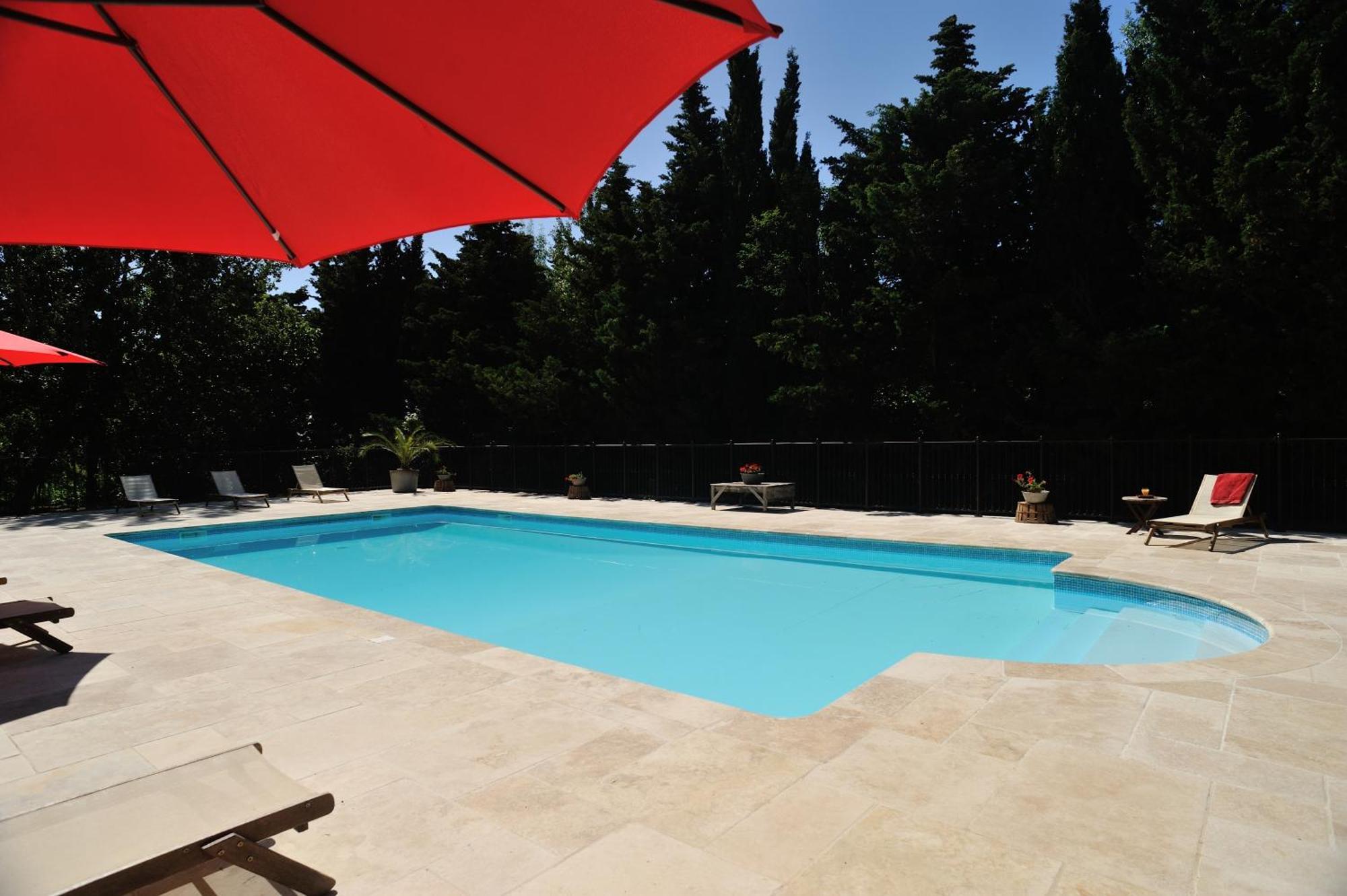 Chambres D'Hotes Domaine Des Machottes Grans Экстерьер фото