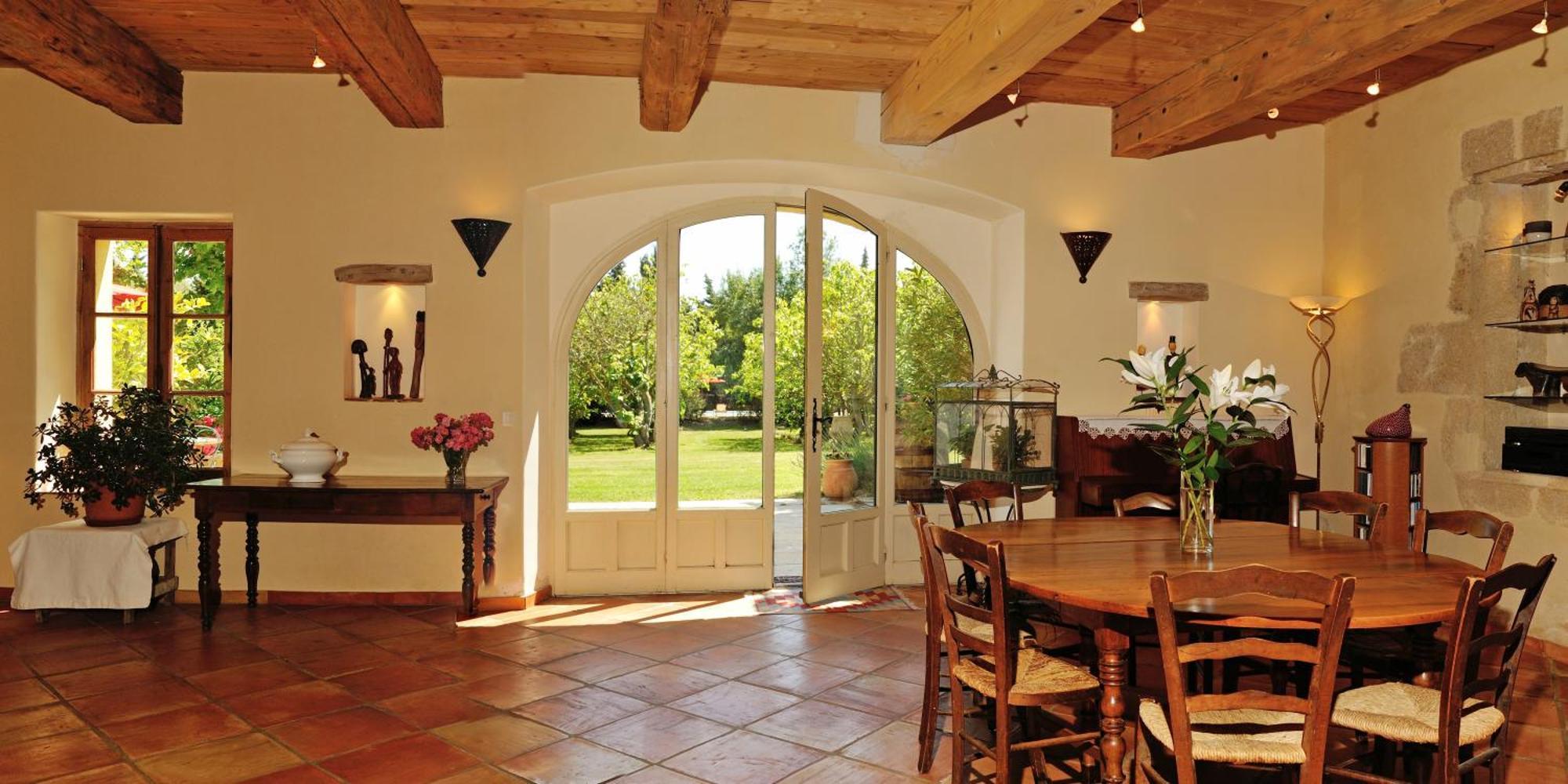 Chambres D'Hotes Domaine Des Machottes Grans Экстерьер фото
